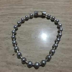 Ball necklace